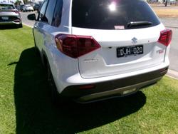 2022 Suzuki
                Vitara Turbo