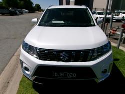 2022 Suzuki
Vitara Turbo