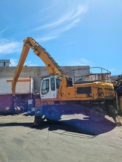 2011 Liebherr Lh40 Yellow