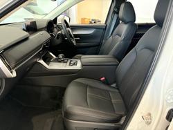 2024 Mazda CX-80 G40e Touring