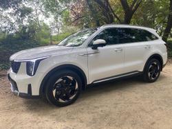 2024 Kia
Sorento HEV GT-Line