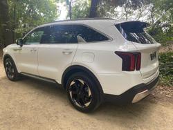 2024 Kia
Sorento HEV GT-Line