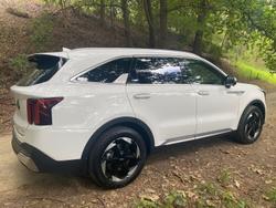 2024 Kia
Sorento HEV GT-Line