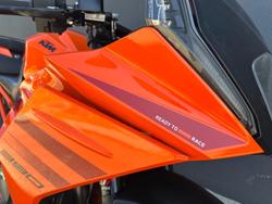 2024 KTM RC 390 RC Orange