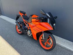 2024 KTM RC 390 RC Orange