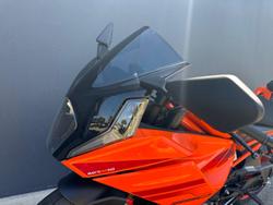 2024 KTM RC 390 RC Orange