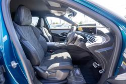 2024 Peugeot 3008 GT Premium Hybrid