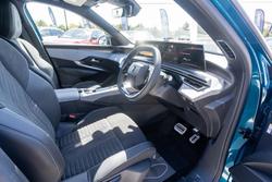 2024 Peugeot 3008 GT Premium Hybrid