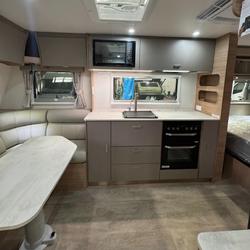 2024 JAYCO
SILVERLINE 21.65-3.SL-MY24