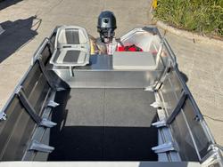 2025 QUINTREX F390 Outback Explorer