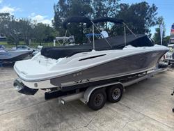 2007 Sea Ray 270 SLX