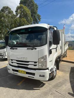2017 Isuzu Frr 110/260 Crew Cab Tipper FRR 110/260 CREW CAB WHITE
