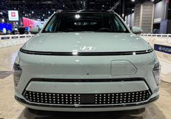2024 Hyundai Kona Electric Premium