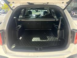2024 Kia
Sorento HEV GT-Line