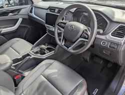 2024 LDV
                T60 Max LUXE