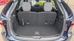2024 Mazda
                CX-80 G40e Azami