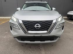 2025 Nissan
X-TRAIL ST-L