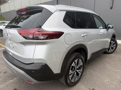 2025 Nissan
X-TRAIL ST-L