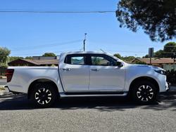 2025 Mazda BT-50 GT