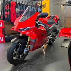 2025 Ducati Panigale V4 S Panigale V4 Red