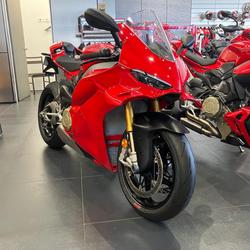 Ducati Panigale V4 S