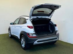 2021 Hyundai
                Kona Active