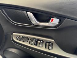 2021 Hyundai
                Kona Active