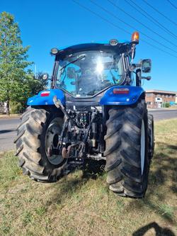 2012 New Holland T6020