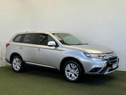 2020 Mitsubishi Outlander ES