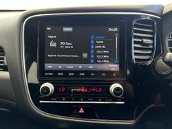 2020 Mitsubishi Outlander ES