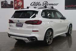 2019 BMW
                X5 M50d
