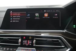 2019 BMW
                X5 M50d