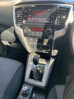 2021 Mitsubishi
Triton GLS