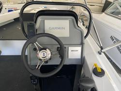 2025 QUINTREX 550 Frontier Pro