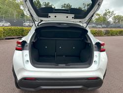 2024 Nissan
                JUKE ST-L