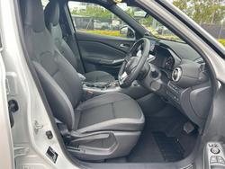 2024 Nissan
                JUKE ST-L