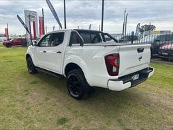 2024 Nissan
Navara Black Edition