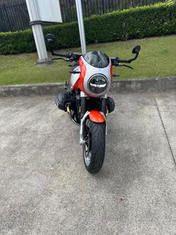 2025 BMW R 12 S R 12 Orange