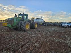 2023 John Deere 9R 540 Green