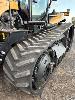 2018 Caterpillar 855E Yellow