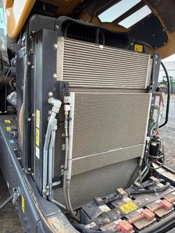 2018 Caterpillar 855E Yellow