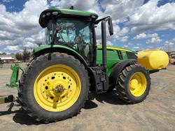2019 John Deere 7210R Green