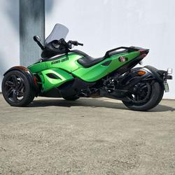 2013 Can-Am Spyder RSS SE5 Spyder RSS Green