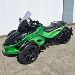 2013 Can-Am Spyder RSS SE5 Spyder RSS Green