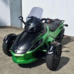 2013 Can-Am Spyder RSS SE5 Spyder RSS Green