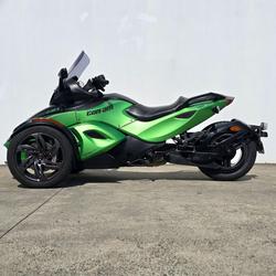 2013 Can-Am Spyder RSS SE5 Spyder RSS Green