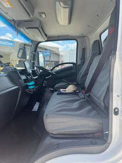 2024 Isuzu N Series NNR 45-150 White
