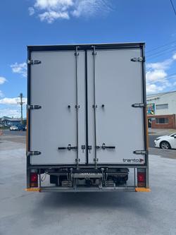 2024 Isuzu N Series NNR 45-150 White