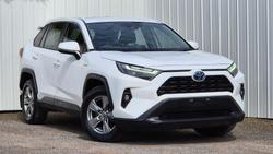 2022 Toyota
                RAV4 GX