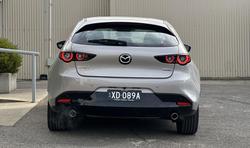 2024 Mazda
3 G25 Astina